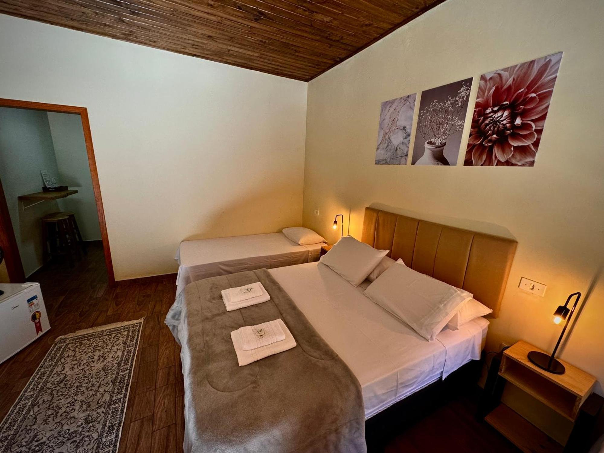 Sitio Hospedaria Paiol São Bento do Sapucaí Eksteriør billede