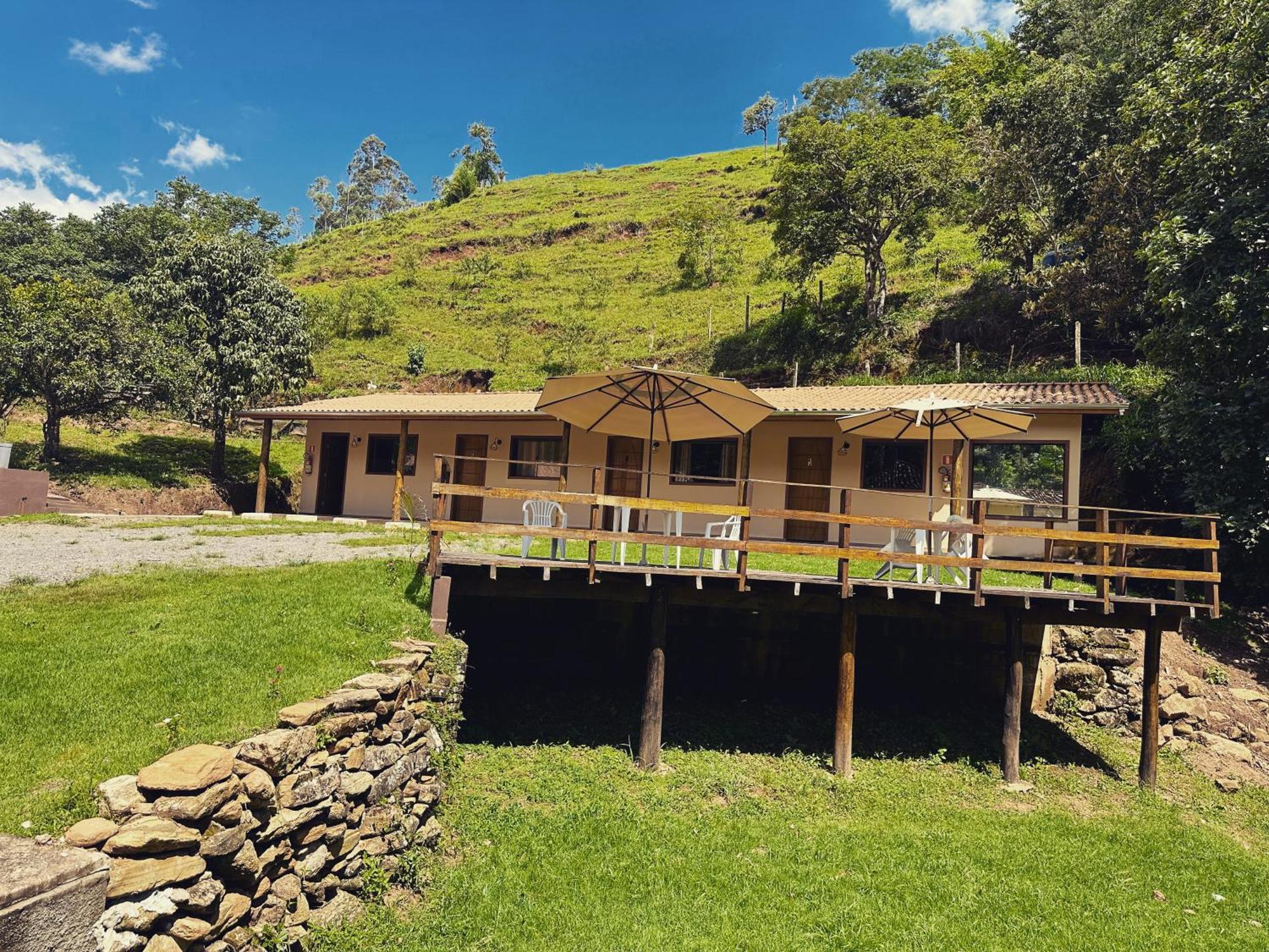 Sitio Hospedaria Paiol São Bento do Sapucaí Eksteriør billede